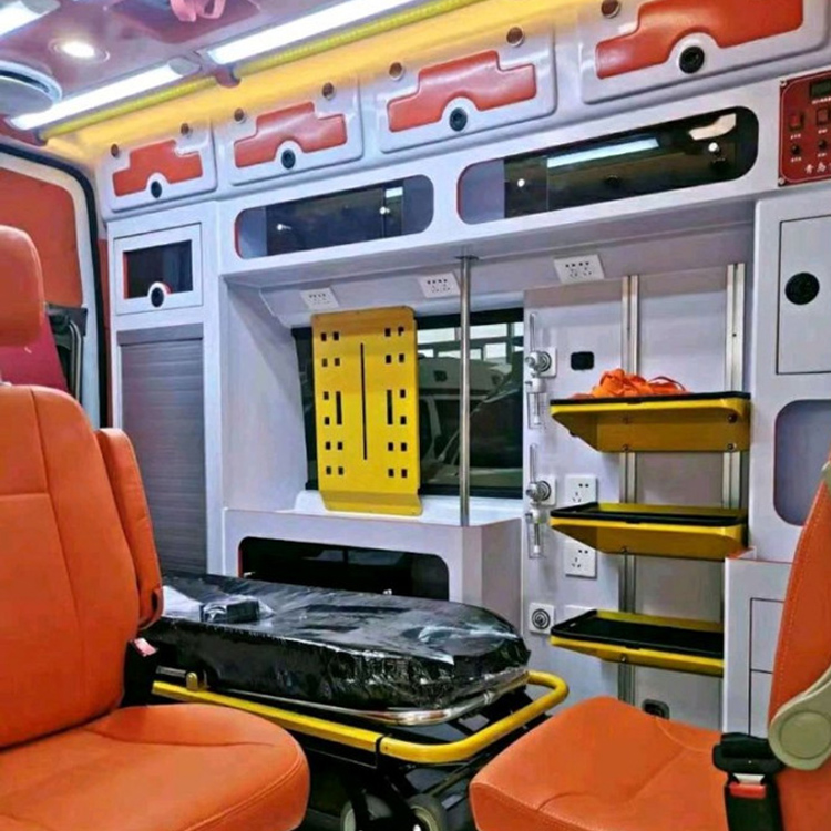伽师长途救护车护送病人租赁价格