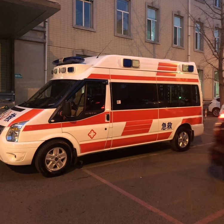 伽师夜间租赁救护车护送病人转院：安全转运的 8 大核心注意事项